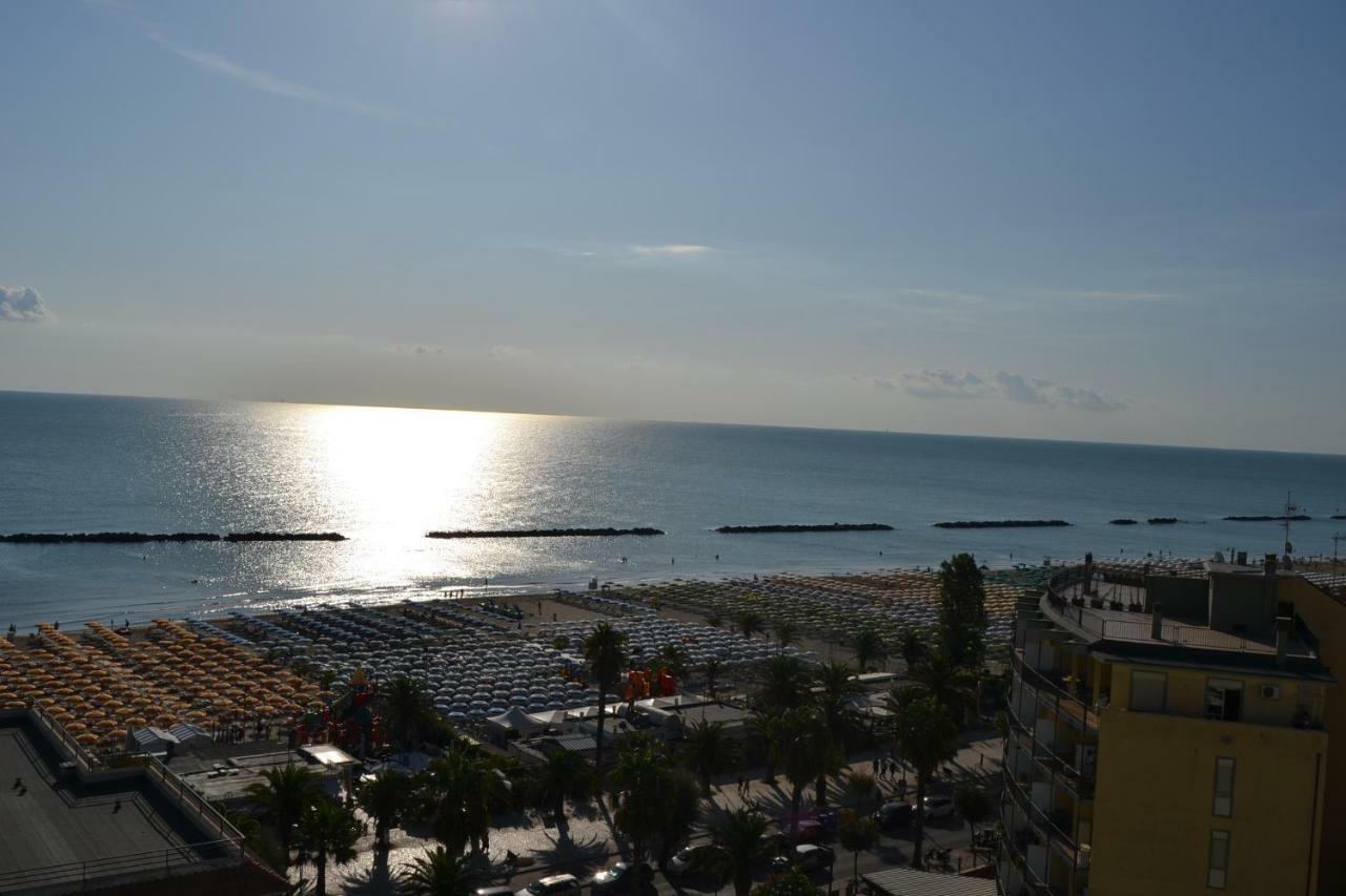Apartmán Fronte Mare Panoramico San Benedetto San Benedetto del Tronto Exteriér fotografie