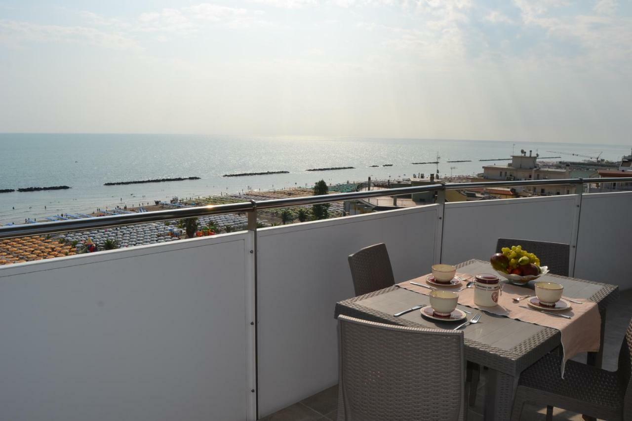 Apartmán Fronte Mare Panoramico San Benedetto San Benedetto del Tronto Exteriér fotografie